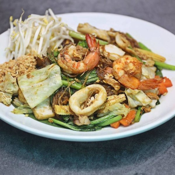 Pad Thai Fried Glass Noodle with Seafood